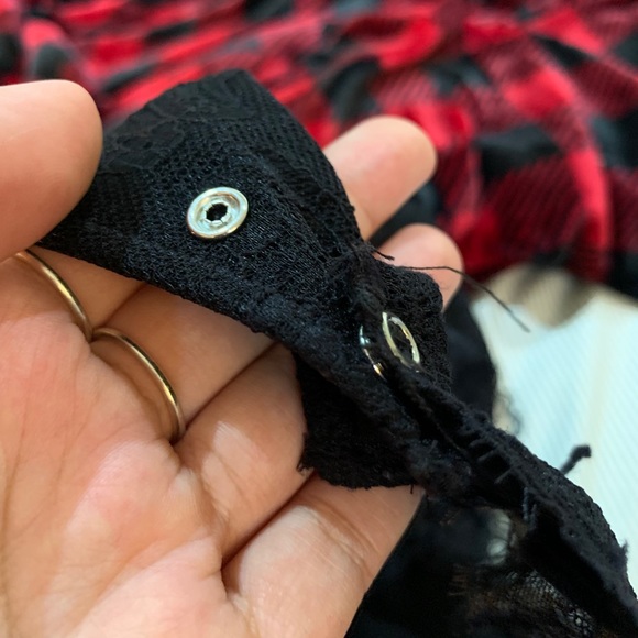 Garage Black Lace Bodysuit - Picture 6 of 8